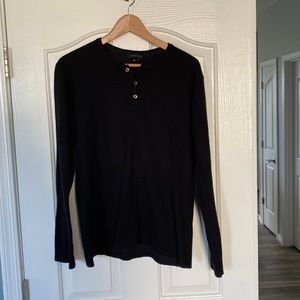 EUC Twenty Henley in black